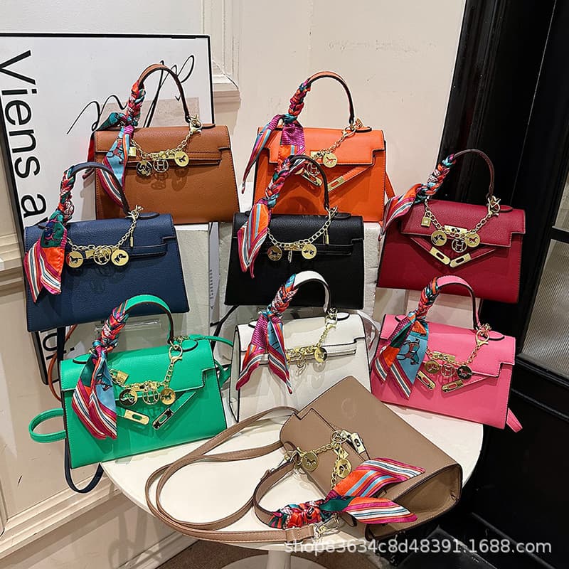 Versatile Handbag with Scarf And Lock Buckle Single Shoulder Crossbody Bag Fashionable And Stylish PU Material Medium Size
