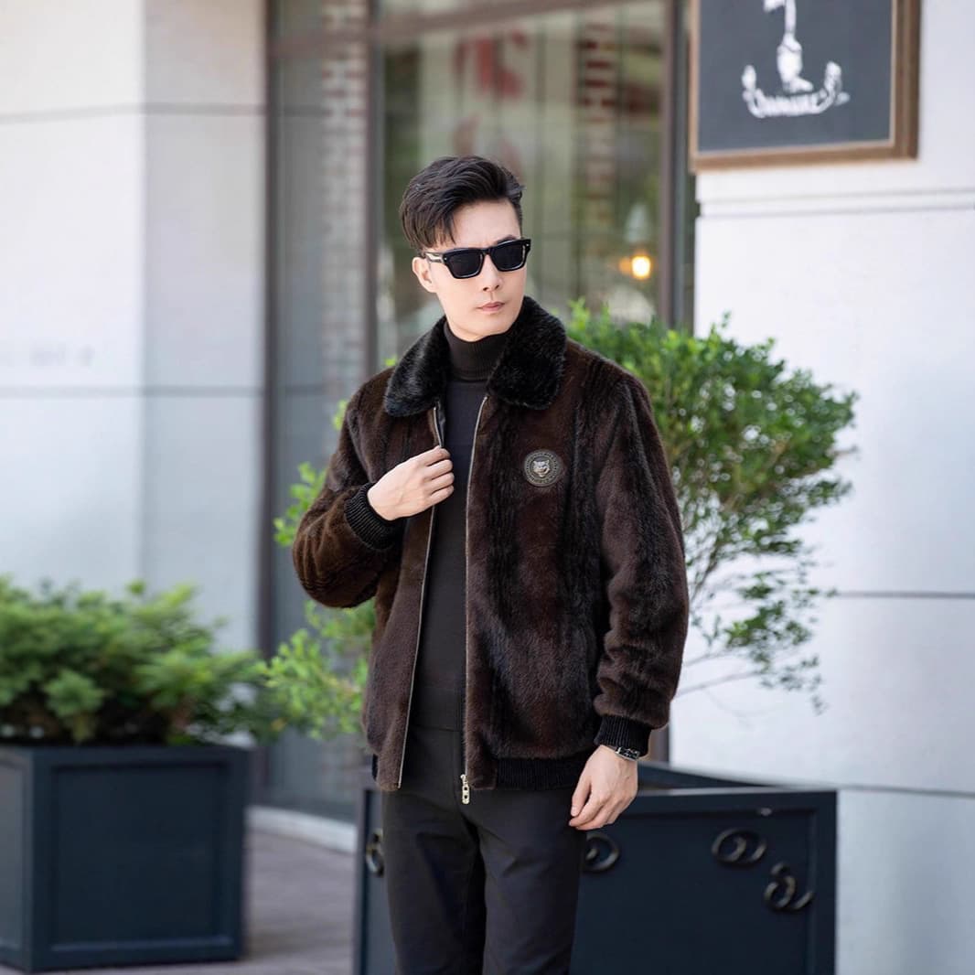 New winter style men's gold-embroidered velvet coat with lapel faux mink fur, slim fit, Haining fur trendy coat