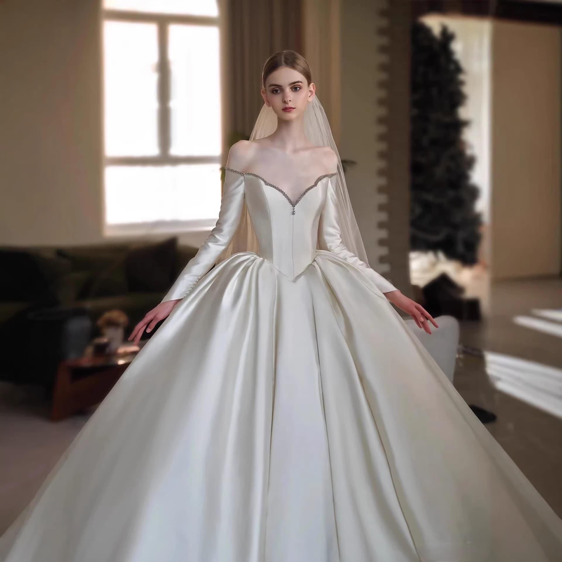 Wedding Dress Luxurious Satin Off-Shoulder Long Sleeve Main Wedding Gown 2025 New Style Vintage Elegance for Bride
