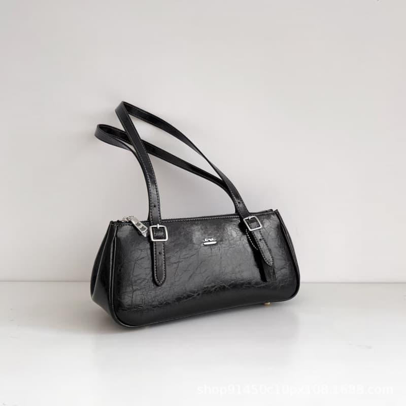 Coach c new women's bag Asher retro baguette armpit bag fashionable portable shoulder crossbody pillow bag tote bag