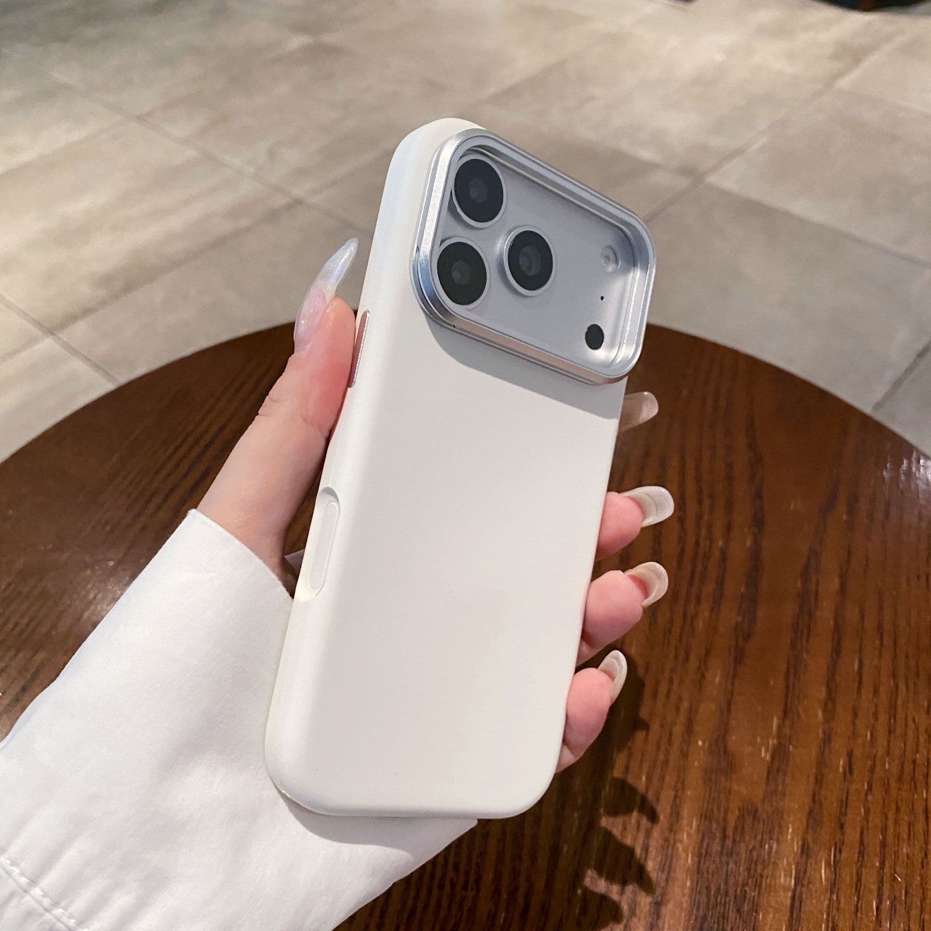 Xingyao Lens Bracket Phone Case Compatible with iPhone 17 Pro Max Trendy 16 Pro Liquid Silicone 16 Pro/17P