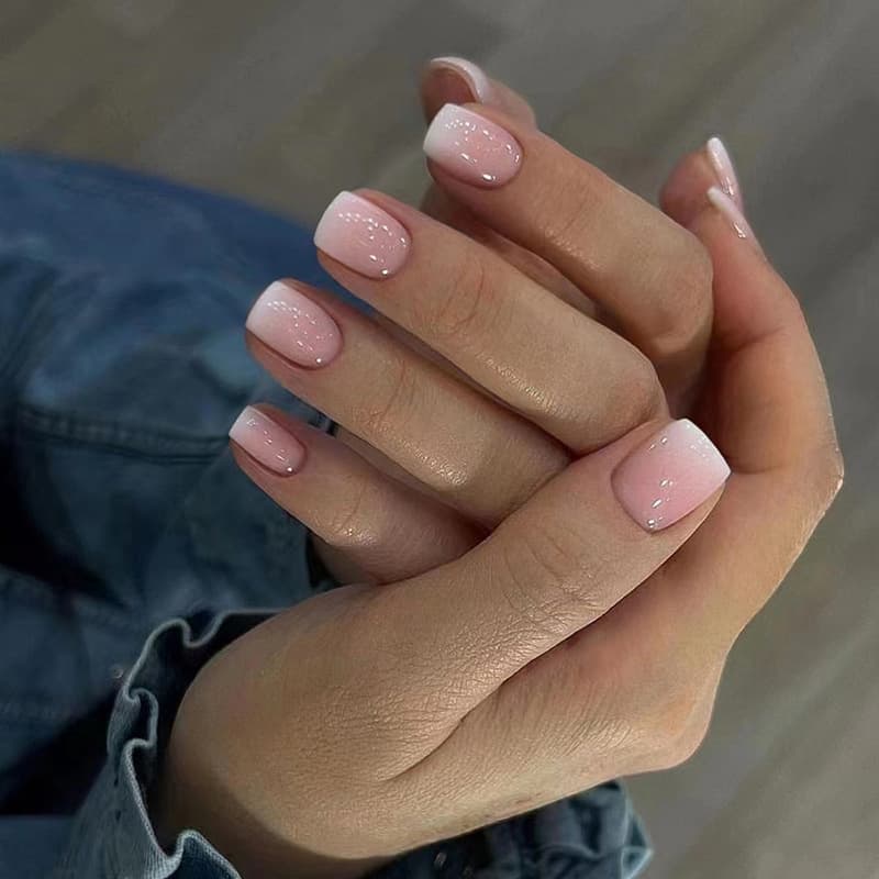 Short Square European and American Ins Style Girl Pure Desire Gradient Nail Art Sweet Gentle Girl Style Wearing Nail Armor Piece Batch