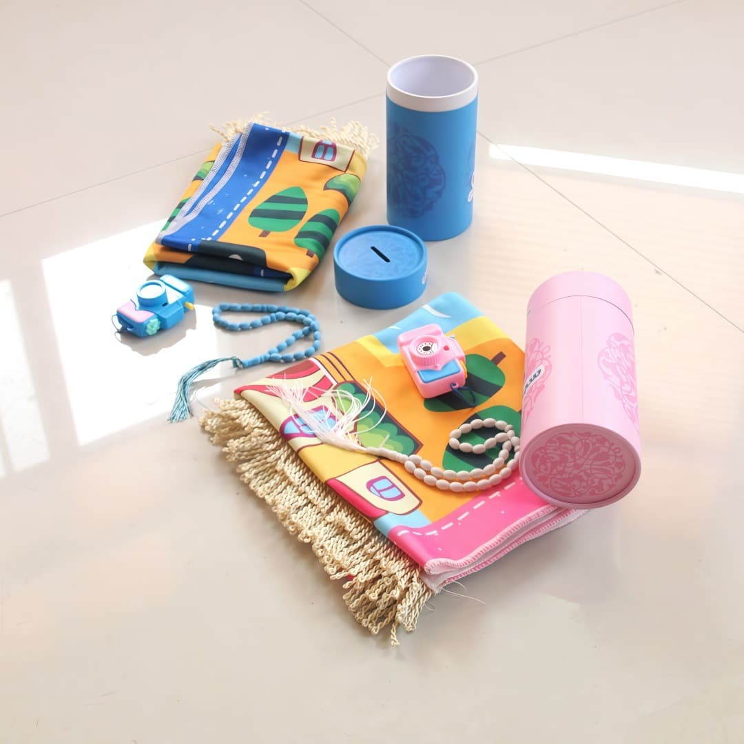 Kids Cartoon Prayer Mat Storage Tube Set Quick-Dry Sweat-Absorbing Towel Portable Gift Box Children's Carpet