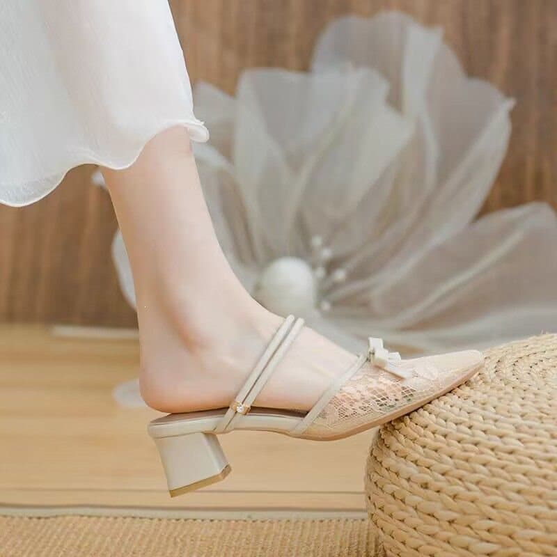 2026 Summer New Closed-Toe Sandals Pointed Toe Slippers French Breathable Mesh Hollow Women's Shoes Non-Fatiguing High Heels