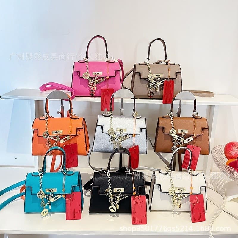 2025 Fashion Classic Kelly Handbag Premium Texture Stylish Small Square Shoulder Bag New Versatile Crossbody Bag