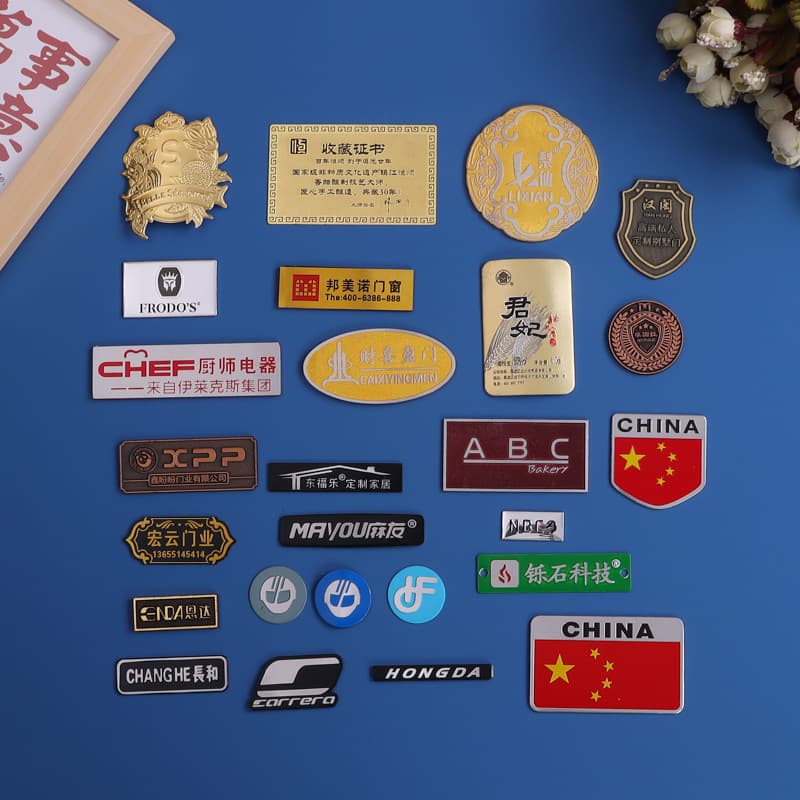 Metal Nameplates, Stamped Tags, Polished Brushed Aluminum Plates, Etched Signs, Screen-Printed Aluminum Plates for Doors and Furniture