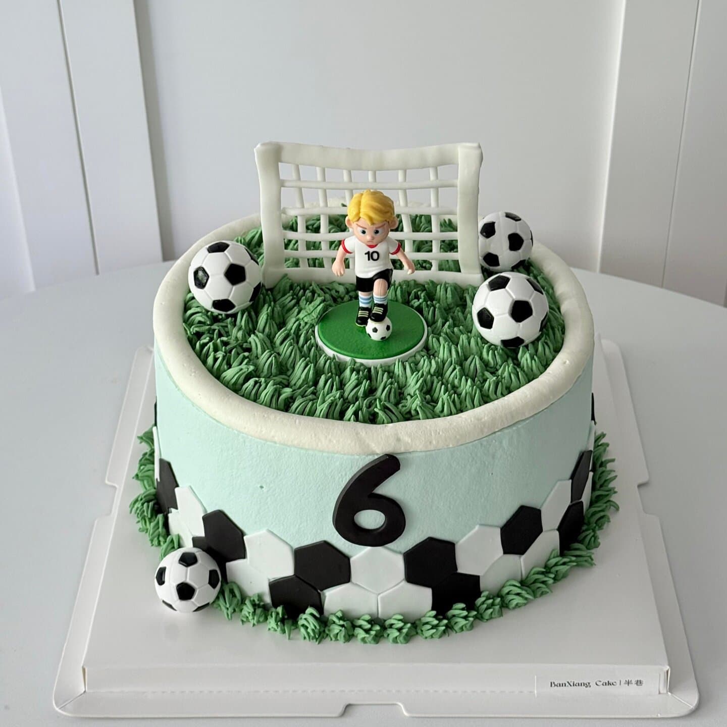 Internet celebrity World Cup football theme cake decoration ornaments soft football boy dessert baking decoration plug-in