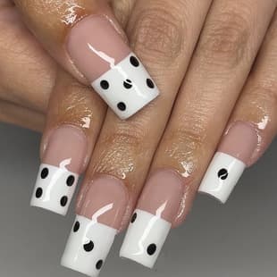 Cross-border Hot Selling Black and White Polka Dot French Nails Medium-Long Square Press-On Nails Ins Fashion Fake Nail Sticker Set