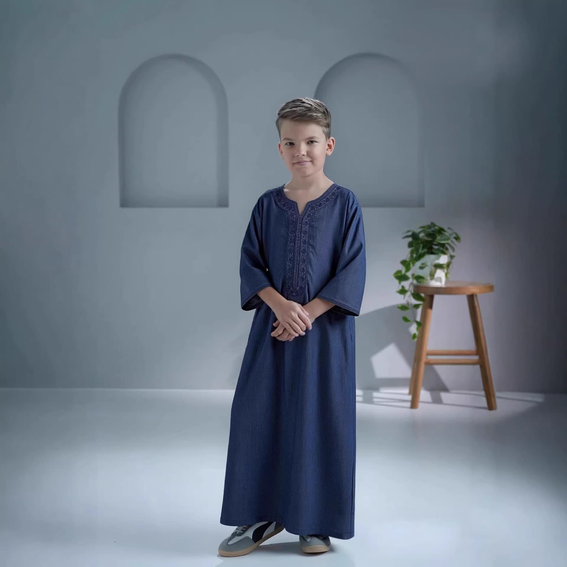 2026 New Style Boys' Clothing with Embroidered Sleeves and Loose Fit