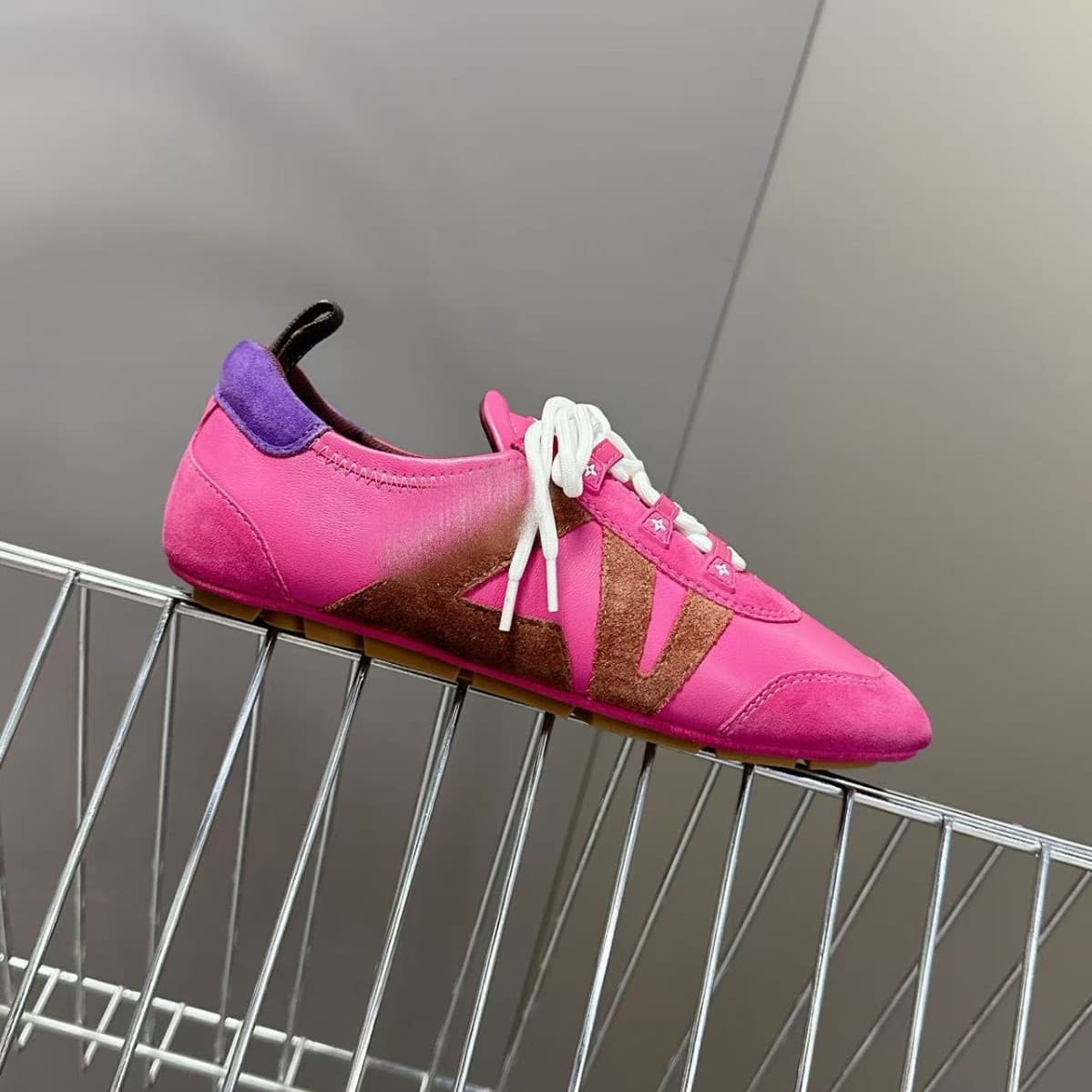2025 LV Monogram German Training Shoes Women's Lace-Up Loafers Casual Sneakers Agassi Shoes Board Shoes Casual Versatile