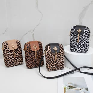 Cross-border Drop Shipping Leopard Print Women's Bag 2026 New Fashion Crown Pendant Embossed Crossbody Shoulder Bag Cross-border Wholesale