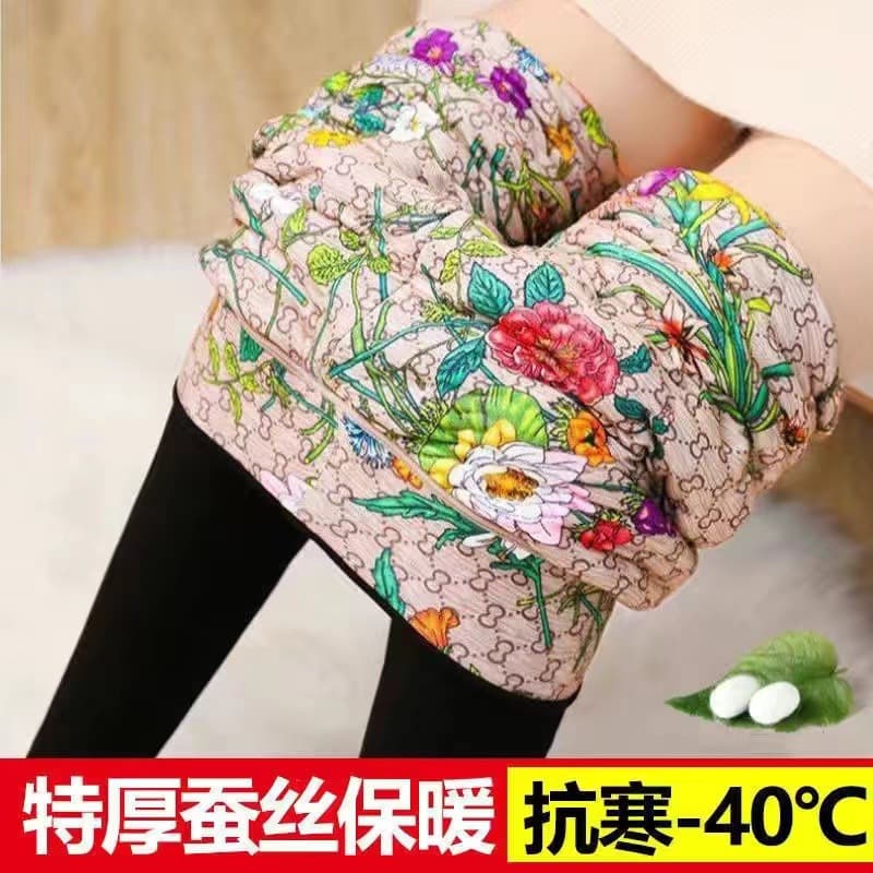 Women's "Blooming Flowers and Wealth" style silk cotton pants, winter style, fleece-lined and thickened, high-waisted, footed cotton pants, warm and suitable for wearing outside in Northeast China.
