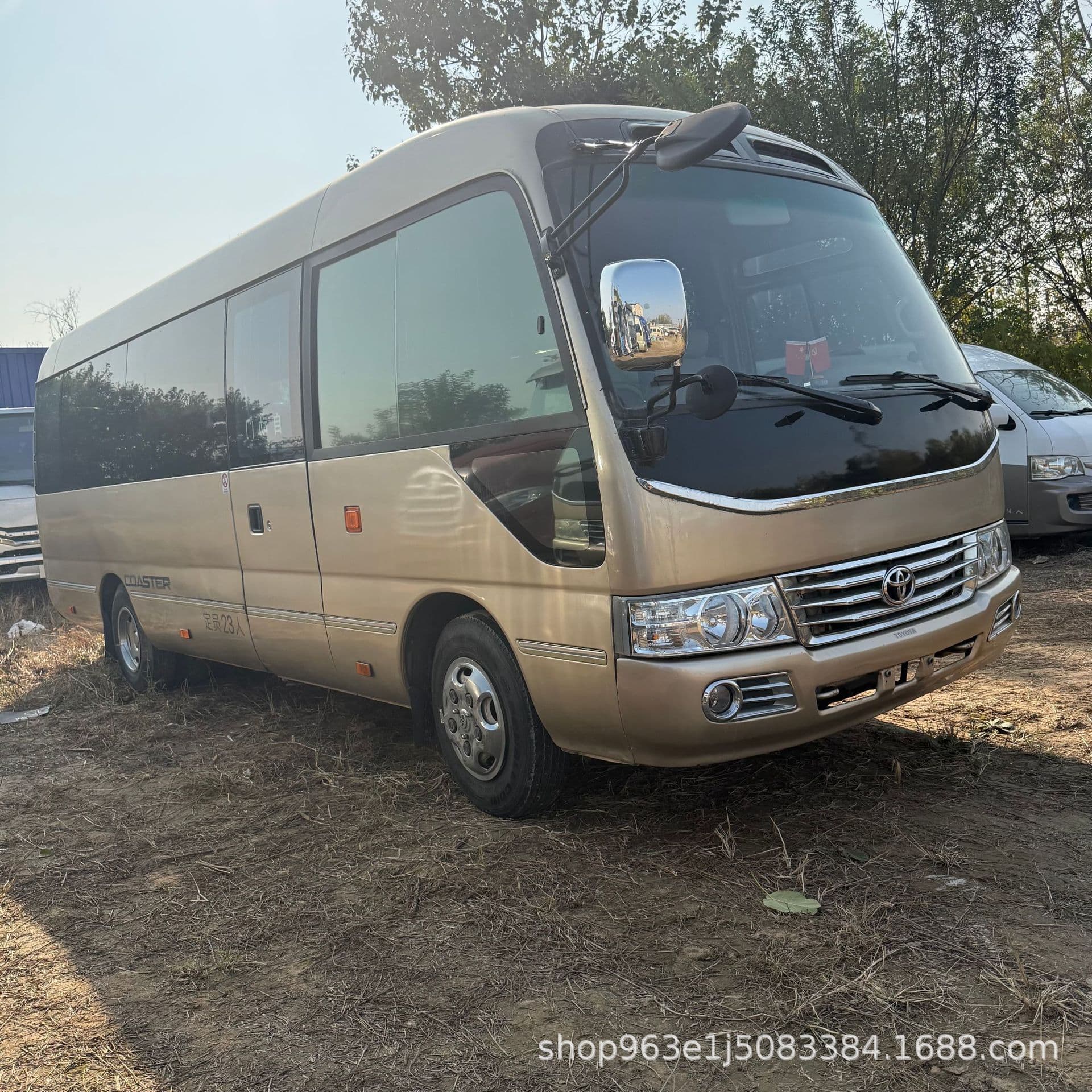 Export Used Luxury Bus 4-Cylinder Toyota Coaster 19-23 Seats 6-Meter Euro III Emission Minibus Coach