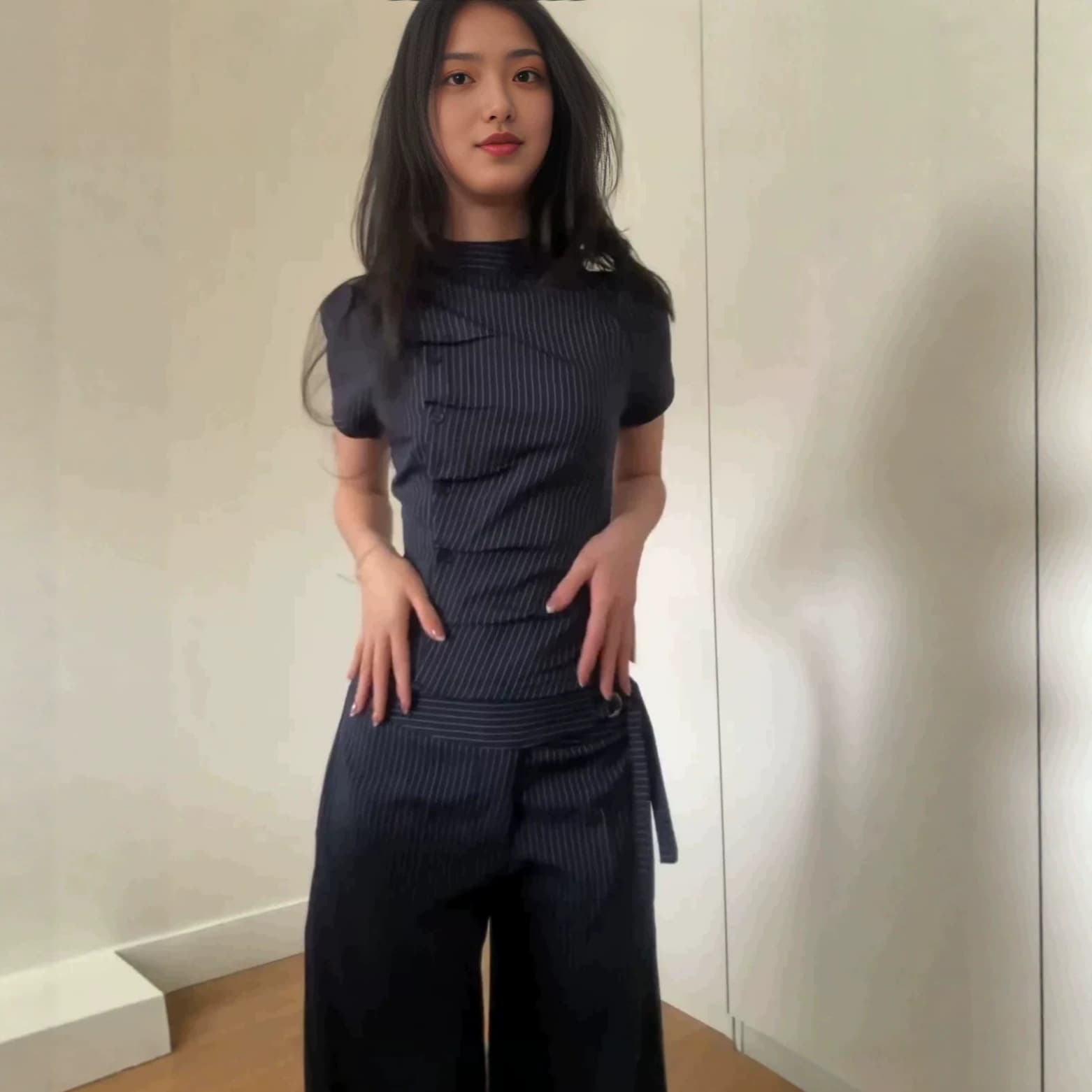 2025 Amazon new cross-border European and American foreign trade women's fashion solid color striped temperament small suit fashion set