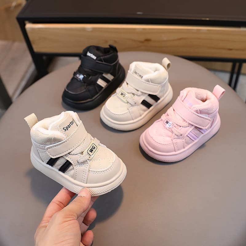 Drop Shipping Autumn Winter Warm Cotton Shoes Toddler Walking Shoes Soft Sole White Shoes 1-2 Years Old Fleece-Lined Sneakers Waterproof