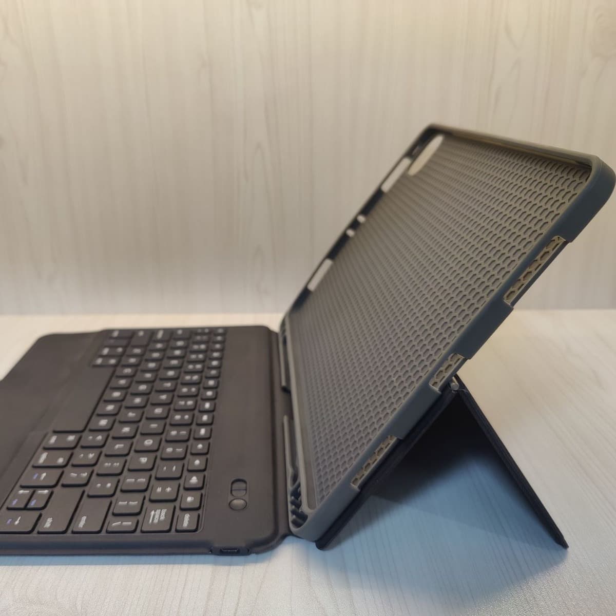 Huawei iPad Tablet Protective Case for 10.2/11-Inch Tablet with Integrated Bluetooth Keyboard Protection