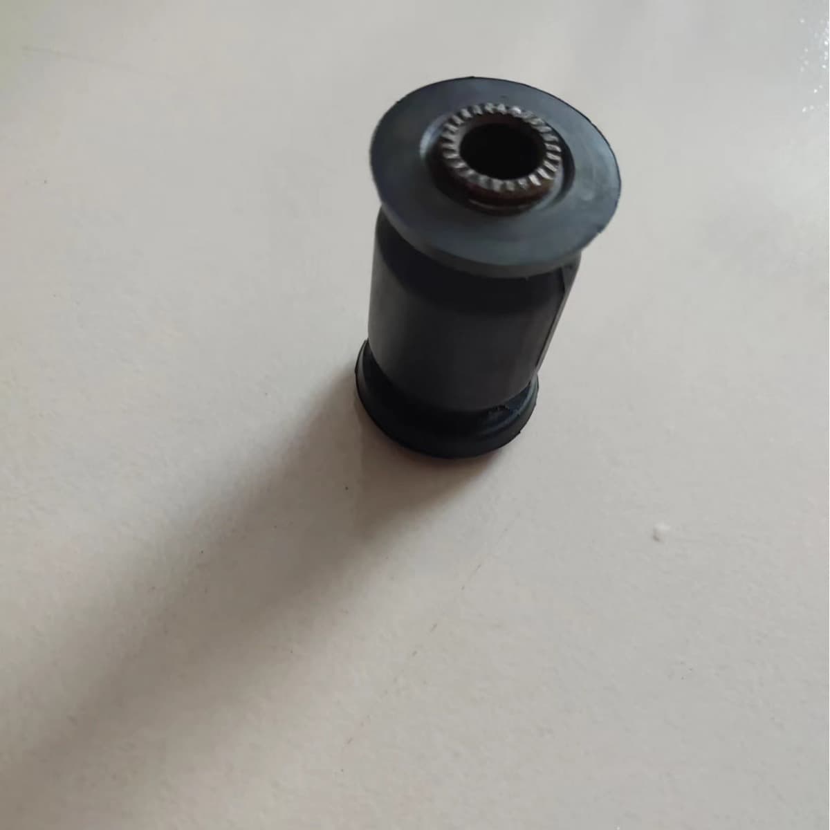 Rubber bushings, swing arm bushings, and lower control arm bushings can be processed and manufactured for automotive vibration damping and noise reduction.