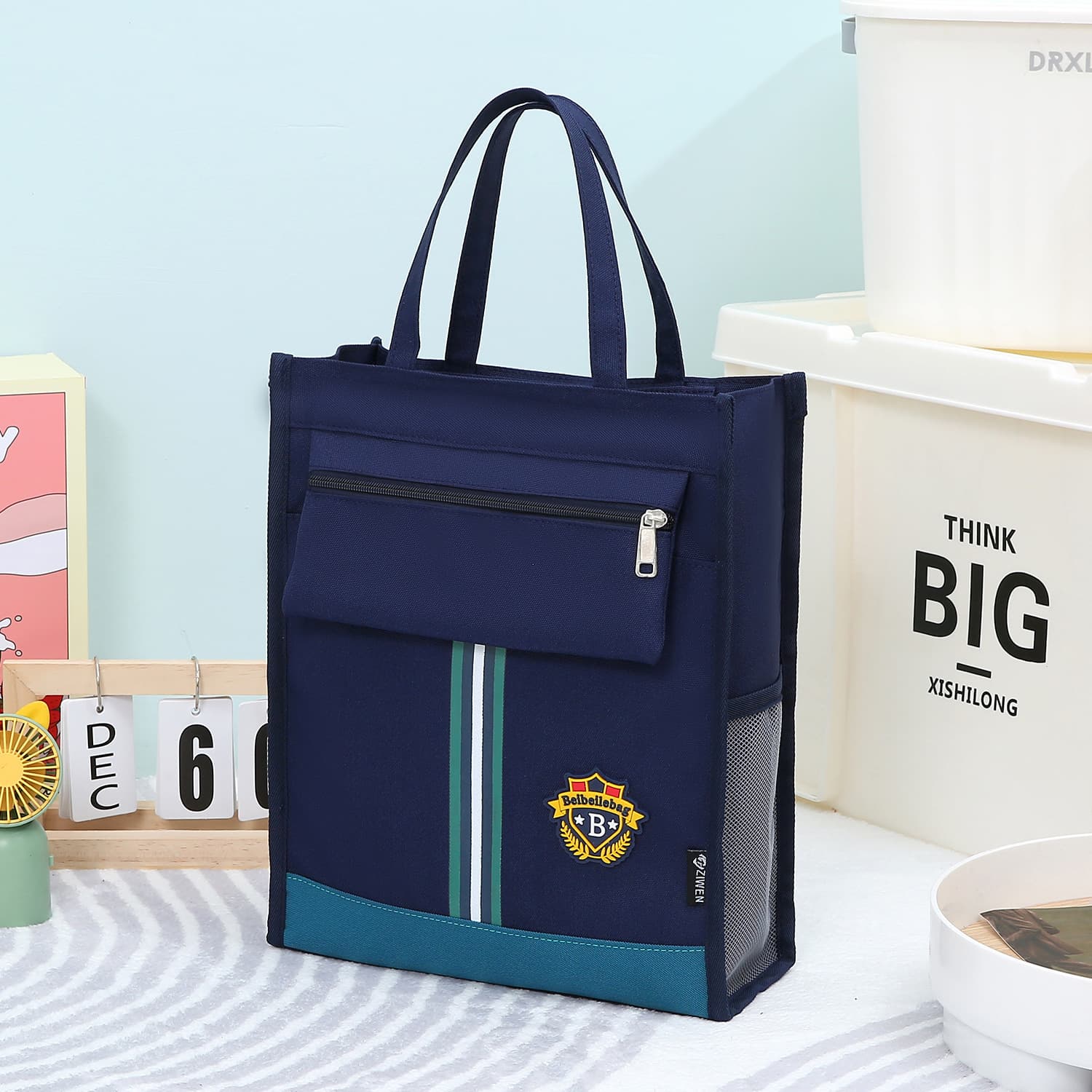 Primary school students' handbags, book bags, children's tutoring bags, new waterproof nylon cloth British style large capacity tutoring bags