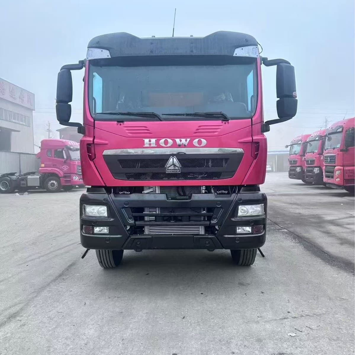 Export HOWO TX tractor for sale, second-hand 10-wheel heavy-duty truck, 371-horsepower cargo transport truck