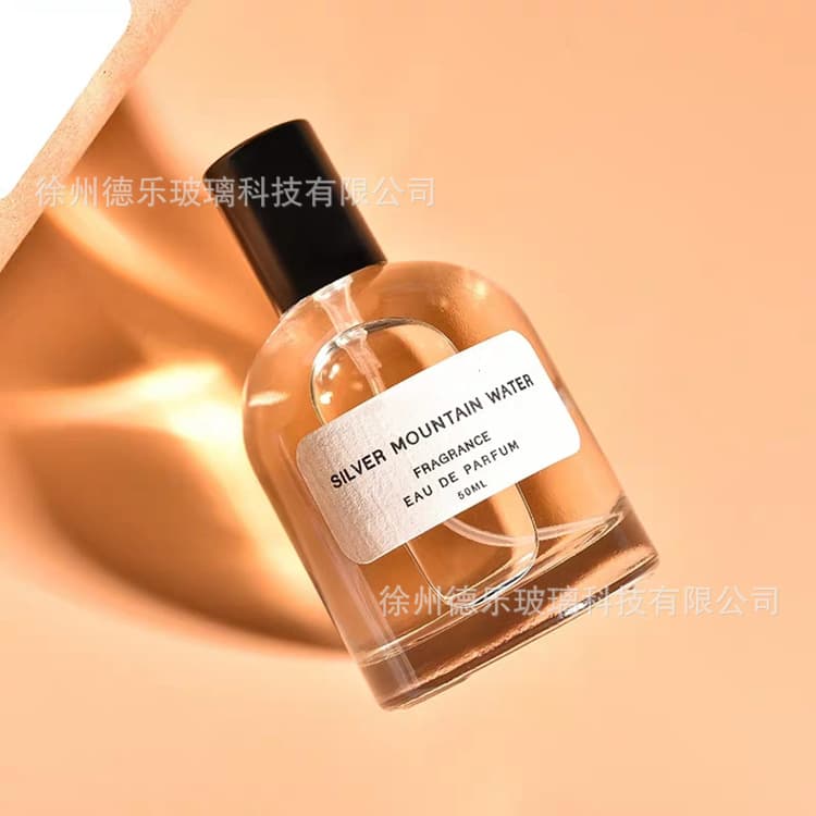 Wholesale 50ml Glass Perfume Bottle Empty Transparent Perfume Bottle 15mm Snap-On Cap Perfume Bottle Refillable Bottle with Lid
