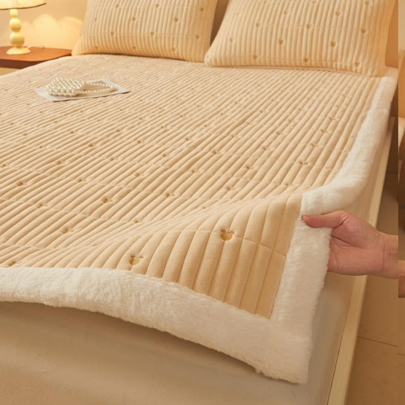 (Total) Aisikai Home Textiles 2025 New A-Class Skin-Friendly Comfortable Baby Plush Bear Bed Mattress - Large Bed