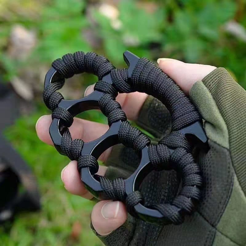 Dark Zone Breakout Anti-Theft Self-Defense Outdoor Weapon Knuckle Duster Self-Protection Riot Finger Ring Car Escape Window Breaker Anti-Molestation