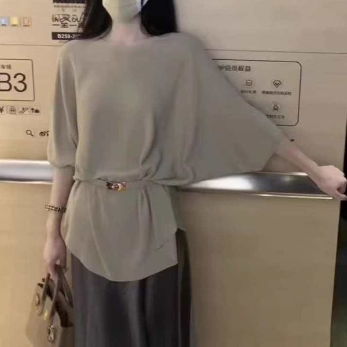 Korean-style elegant short-sleeve knit top for women, summer lazy fit batwing sleeves with belt, niche design sense blouse