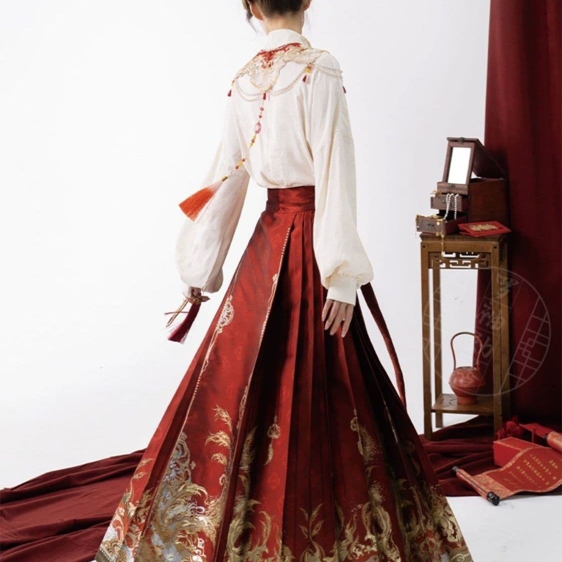 One Hall Ming Dynasty Style Embroidery Contract Heavy Duty Horse Face Skirt Authentic Hanfu Red Toast Engagement National Style Chinese Set