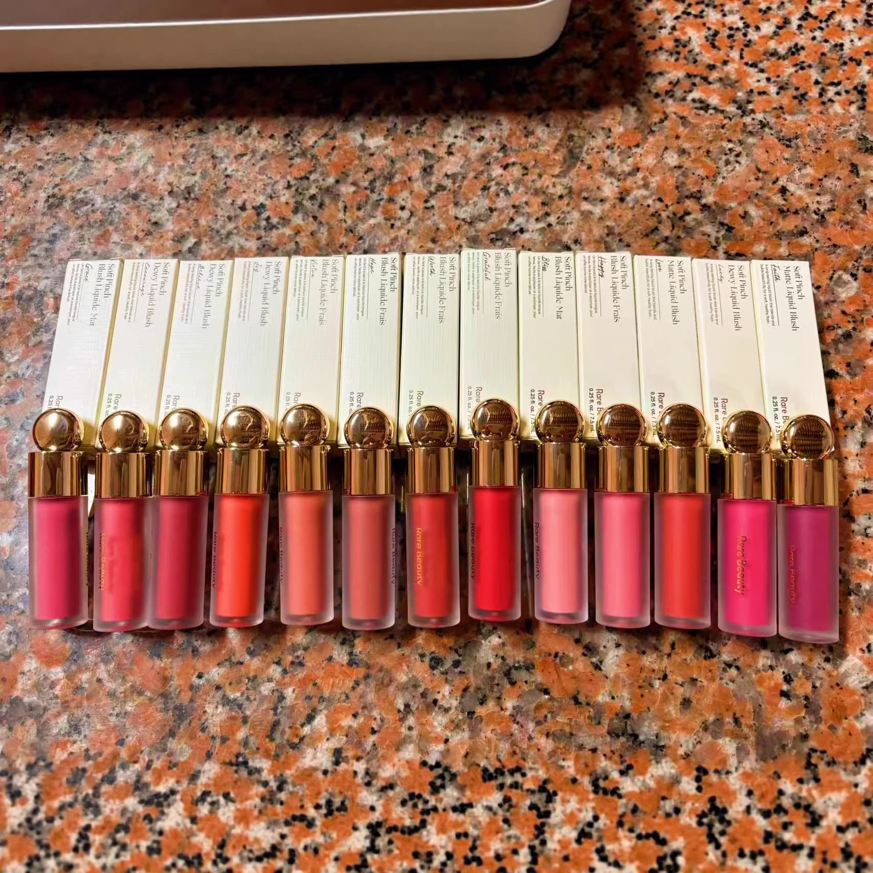 Cross-border Rare Beauty Selena Lip Gloss Silky Lipstick Mirror Finish Hope Liquid Blush Happy/Joy