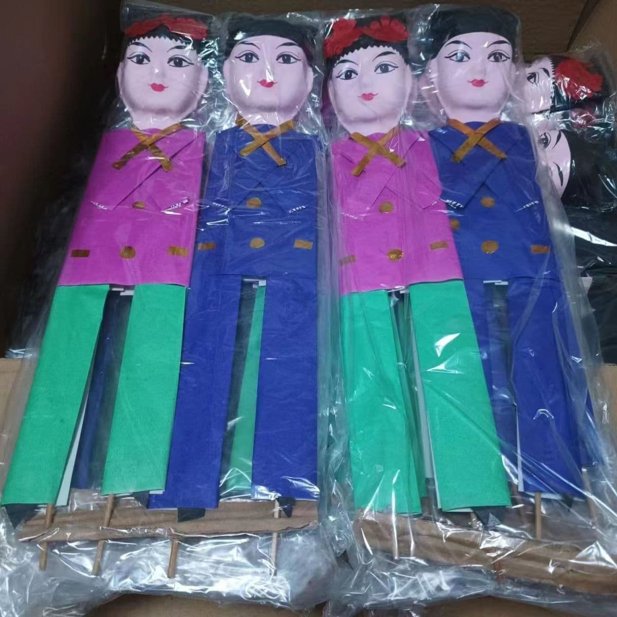 Funeral paper effigies of golden boy and jade girl, finished paper figures, handmade paper crafts, boy and girl attendants, factory wholesale