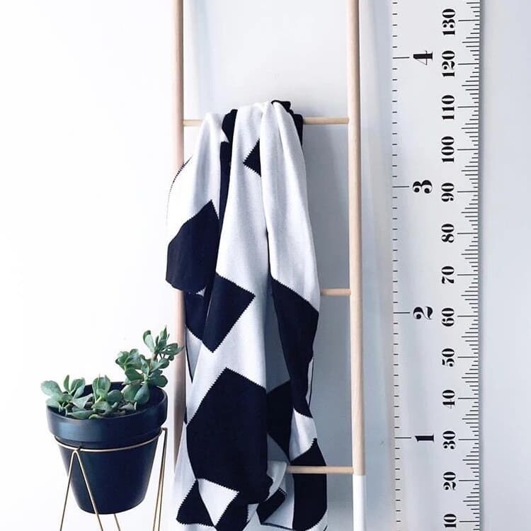 High-tech baby height ruler, children's scale ruler, height chart to record children's growth.
