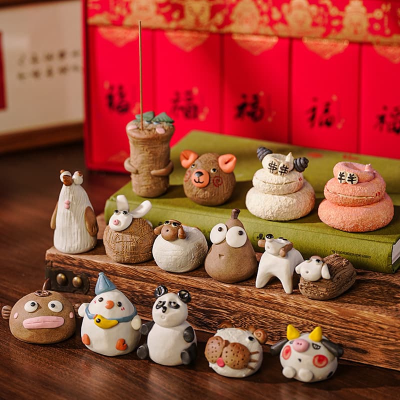 Zen Cultural Tea Pet - Ceramic Incense Holder, Creative Tea Ceremony Animal Zodiac Pig Customization