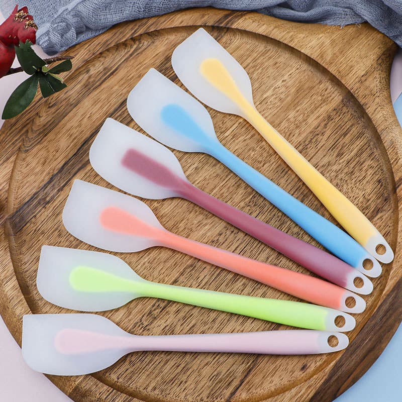 Semi-Transparent Silicone Spatula One-Piece Translucent Cream Mixing Spatula Cake Spreader Baking Tool