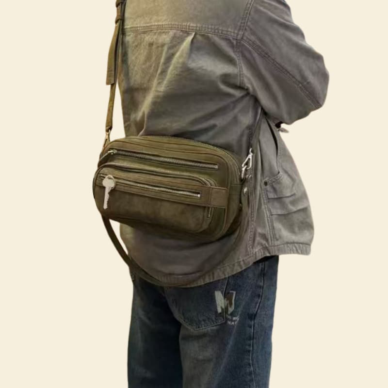 26 New Niche Multi-Pocket Camera Bag Unisex Star Same Style Biker Boston Bag Genuine Leather Single Shoulder Pillow Bag
