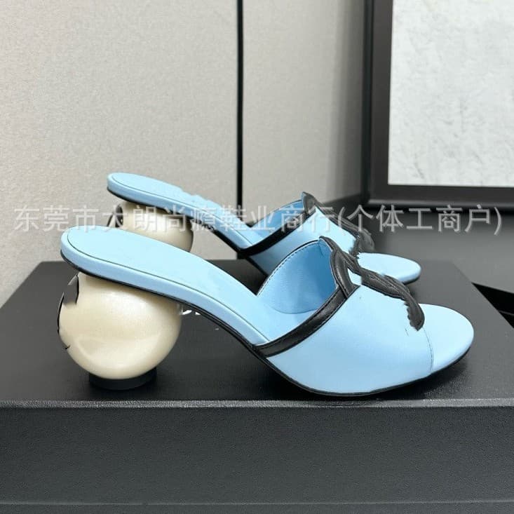 Dongguan Custom High-End 26 Summer New Little Fragrance Outdoor Fashion Women's Sandals Beach High-Heel One-Strap Pearl Heel Slippers