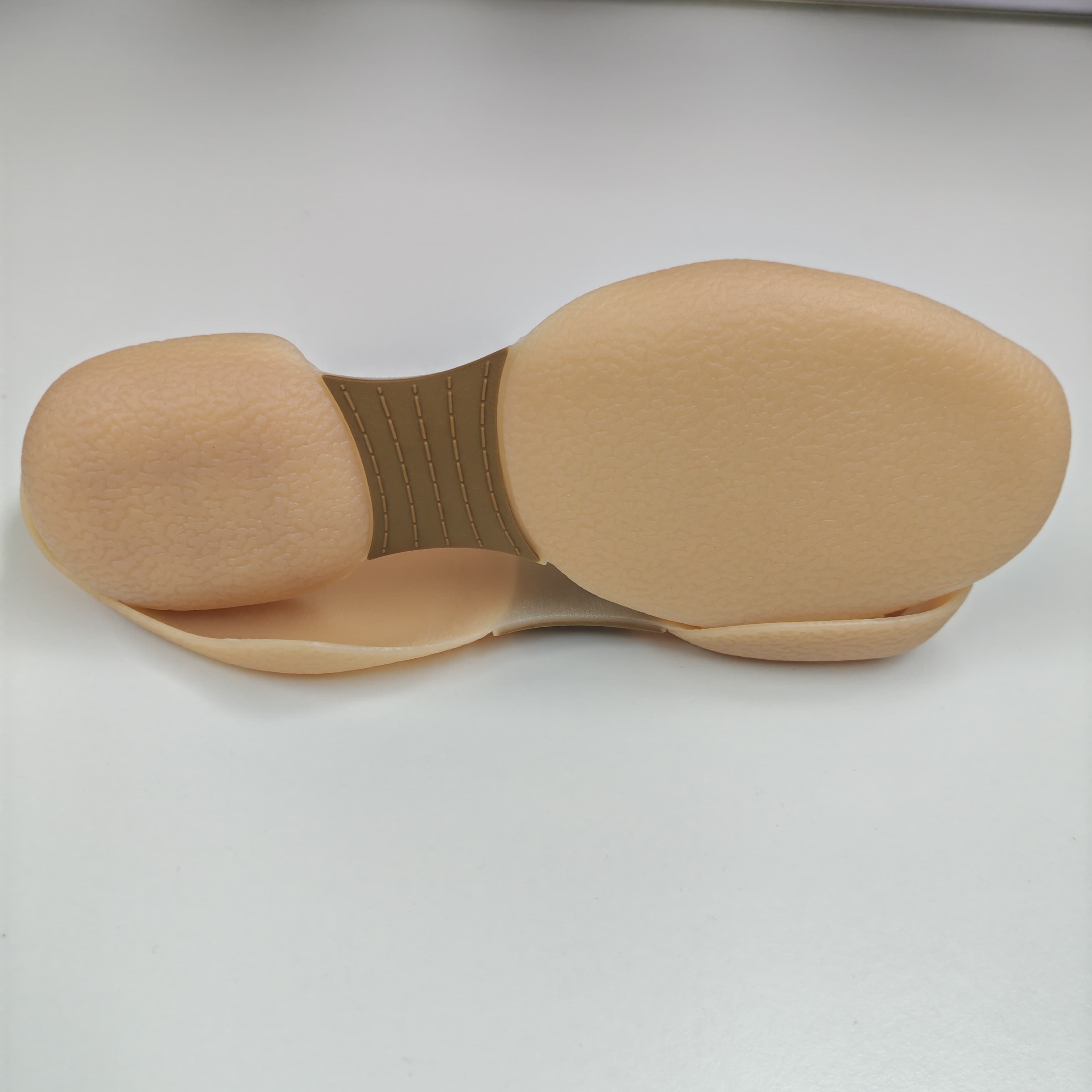 Manufacturer wholesale rubber sole casual fashion rubber sole non-slip wear-resistant sole lightweight comfortable rubber sole