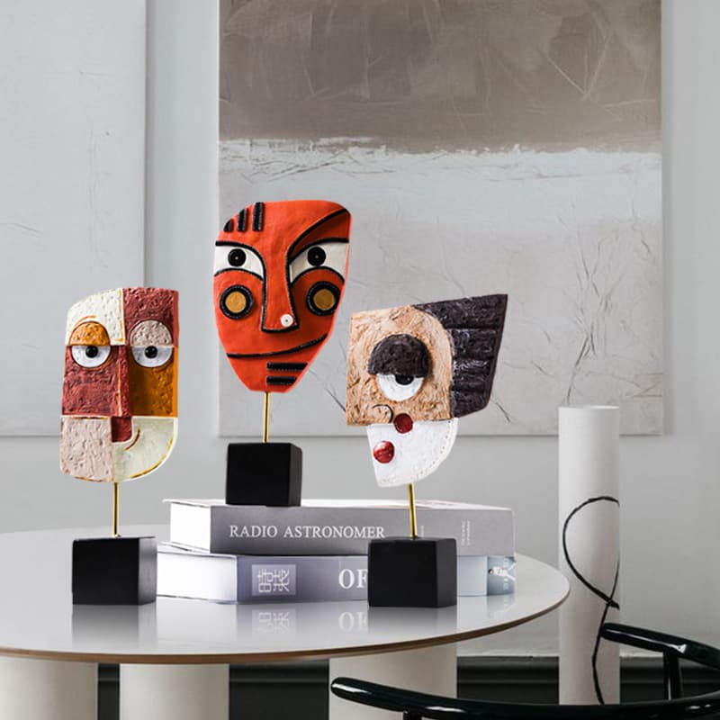 Nordic Creative Resin Craft Living Room Home Decoration Ornament Abstract Face Art Wine Cabinet Desktop Decoration