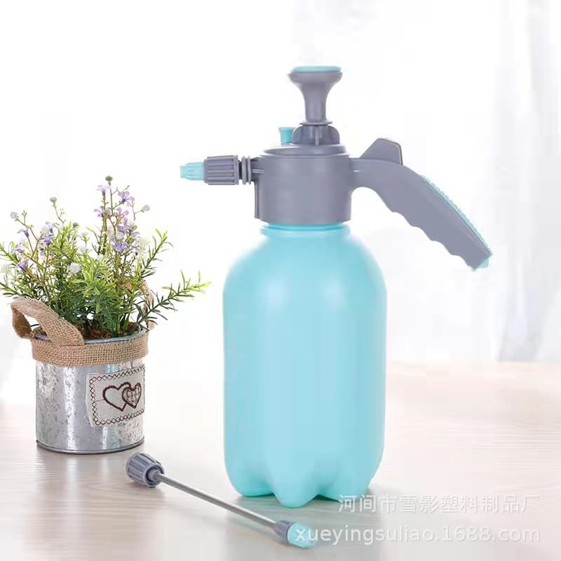 Factory Direct 2L Pressure Sprayer Plastic Water Spray Bottle Household Gardening Large Capacity