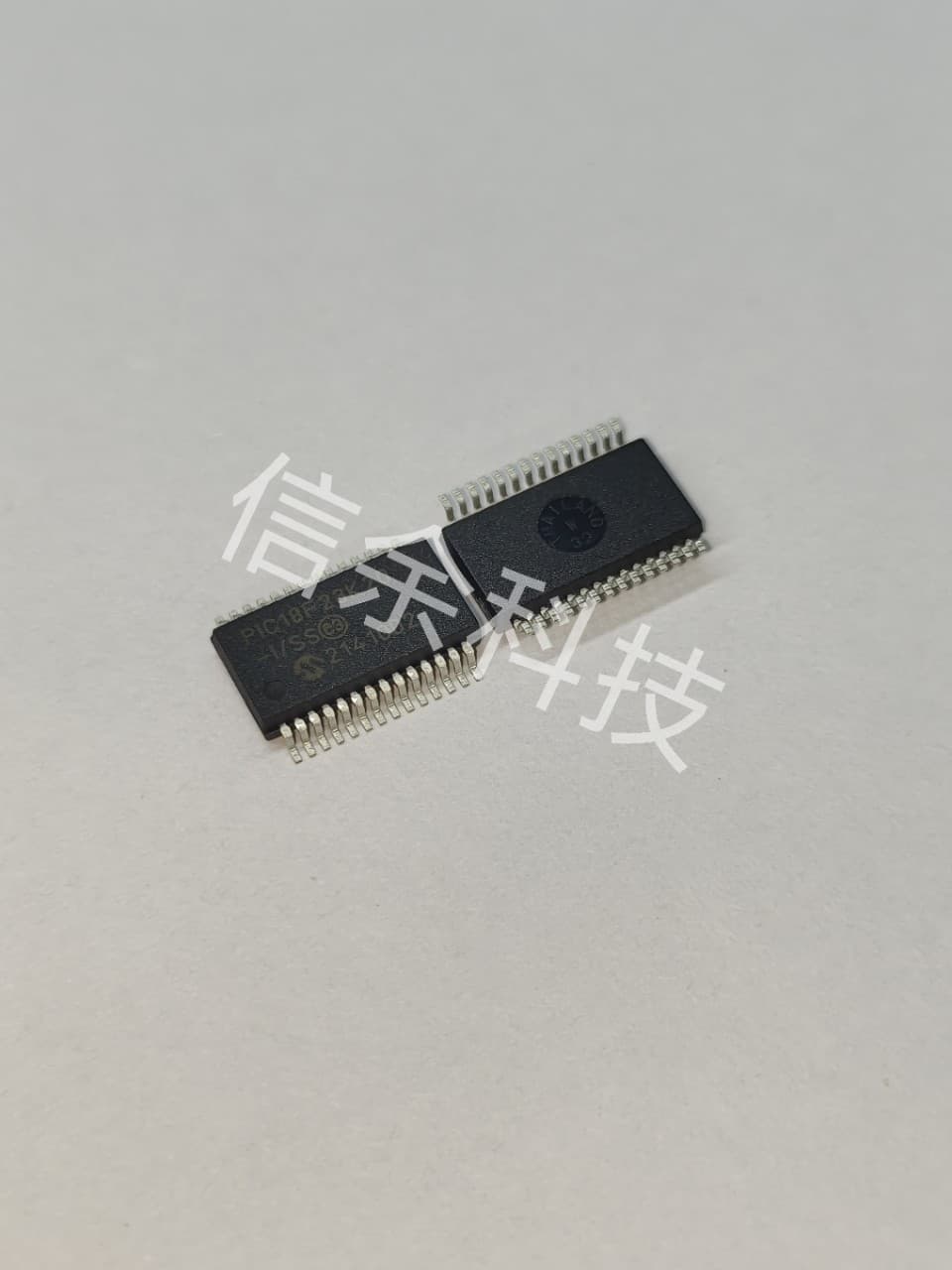Brand new original PIC18F23K20T-I/SS package SSOP-28 microcontroller, 8-bit, 64MHz, 8KB