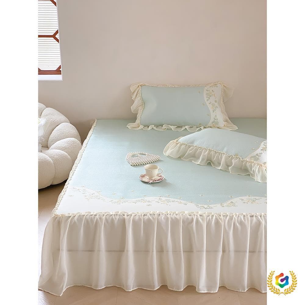 ✅Summer Ice Silk Cooling Mat 3-Piece Set Washable Girly Princess Style Embroidery Fresh Air Conditioning Soft Mat Bed Skirt