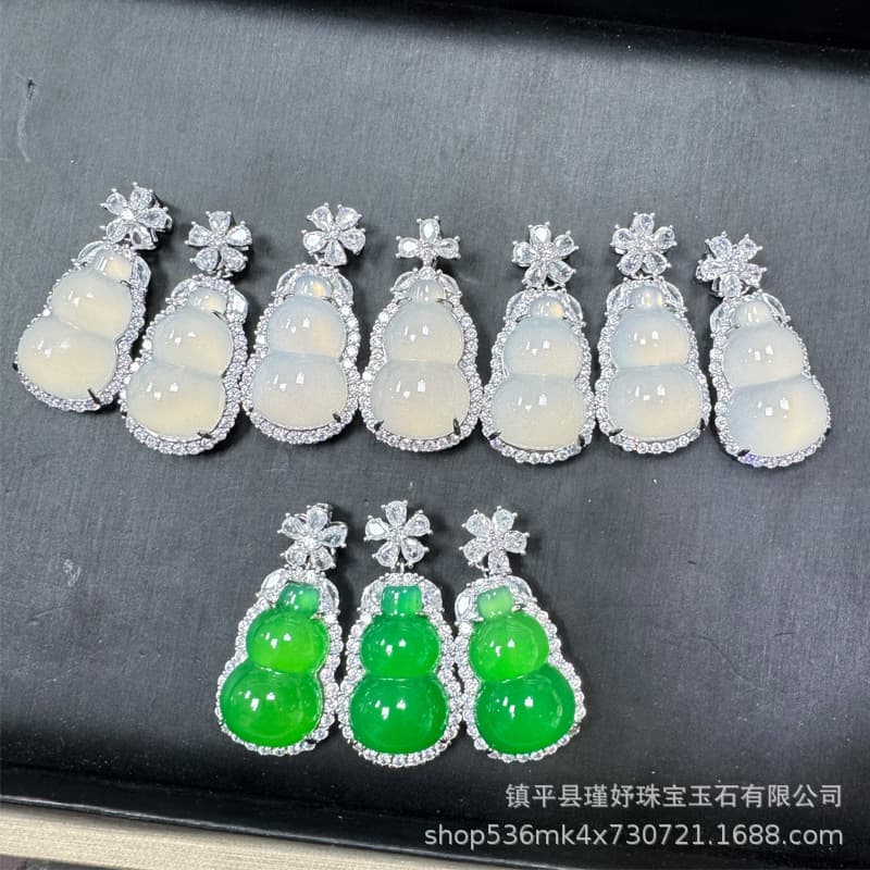 Wholesale Ice Green Chalcedony Agate Gourd Inlaid Pendant Safe Buckle Gourd Safe Bean Pendant Necklace Gift