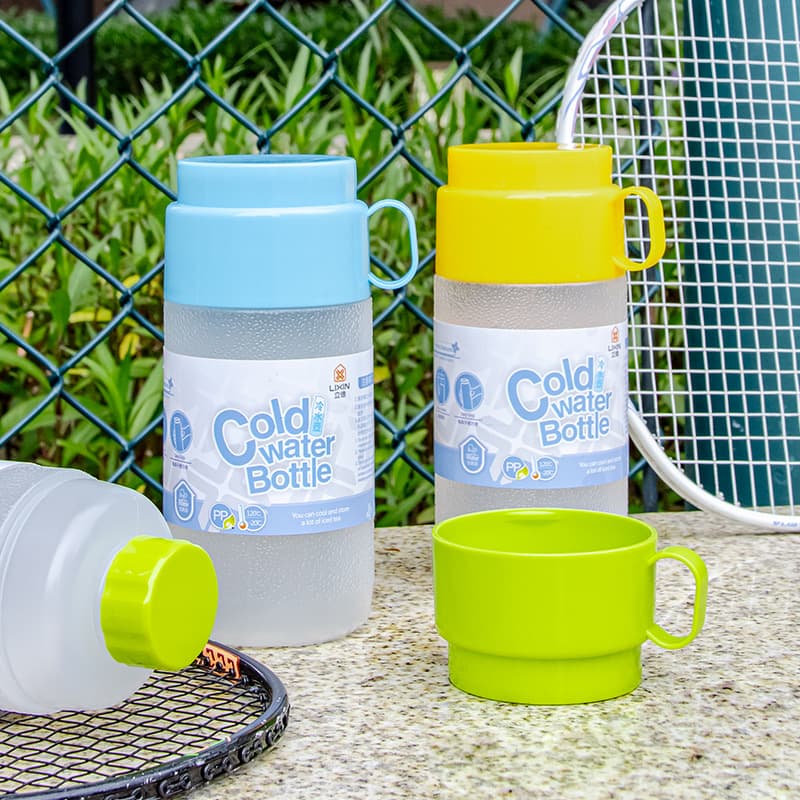 Summer kindergarten leak-proof and fall-proof plastic water cup baby portable kettle children's cup male and female student sports cup