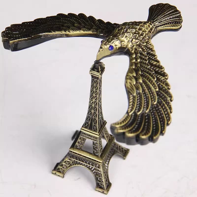 Balance Bird Eagle Gravity Large Toy Flying Bird Desk Decorative Ornaments Non-Falling Metal Desktop Suspension Men