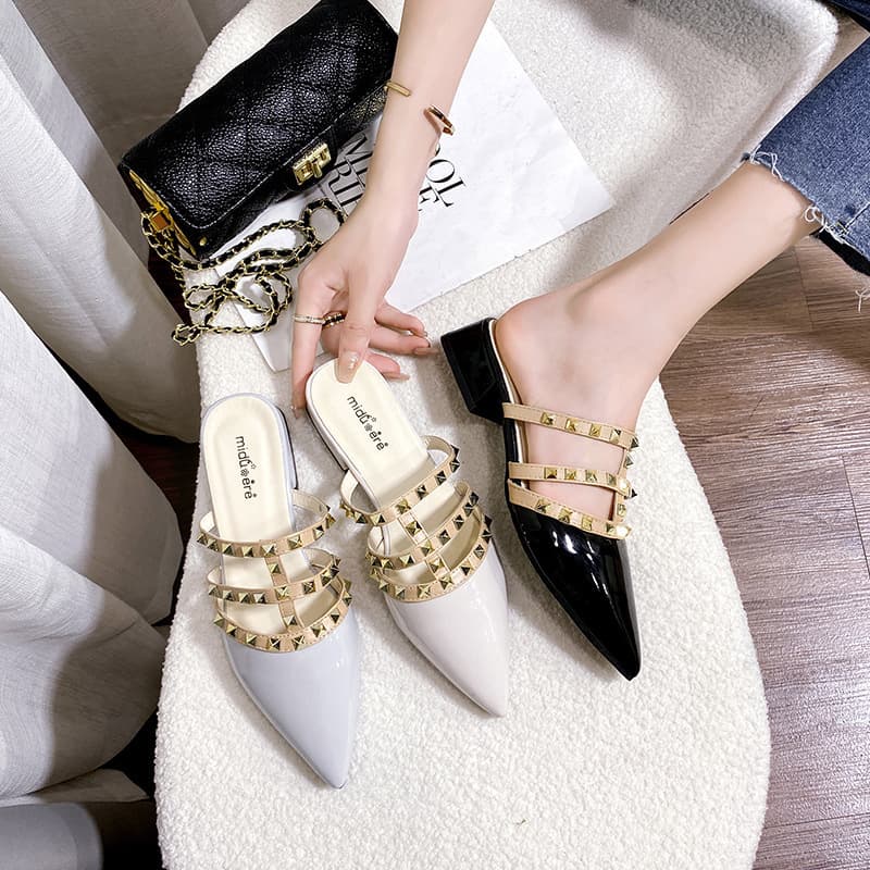 Rivet Shoes French-style Rivet Sandals Women's Summer Outfit Flat Summer Korean-style Patent Leather Pointed Toe Half Slippers