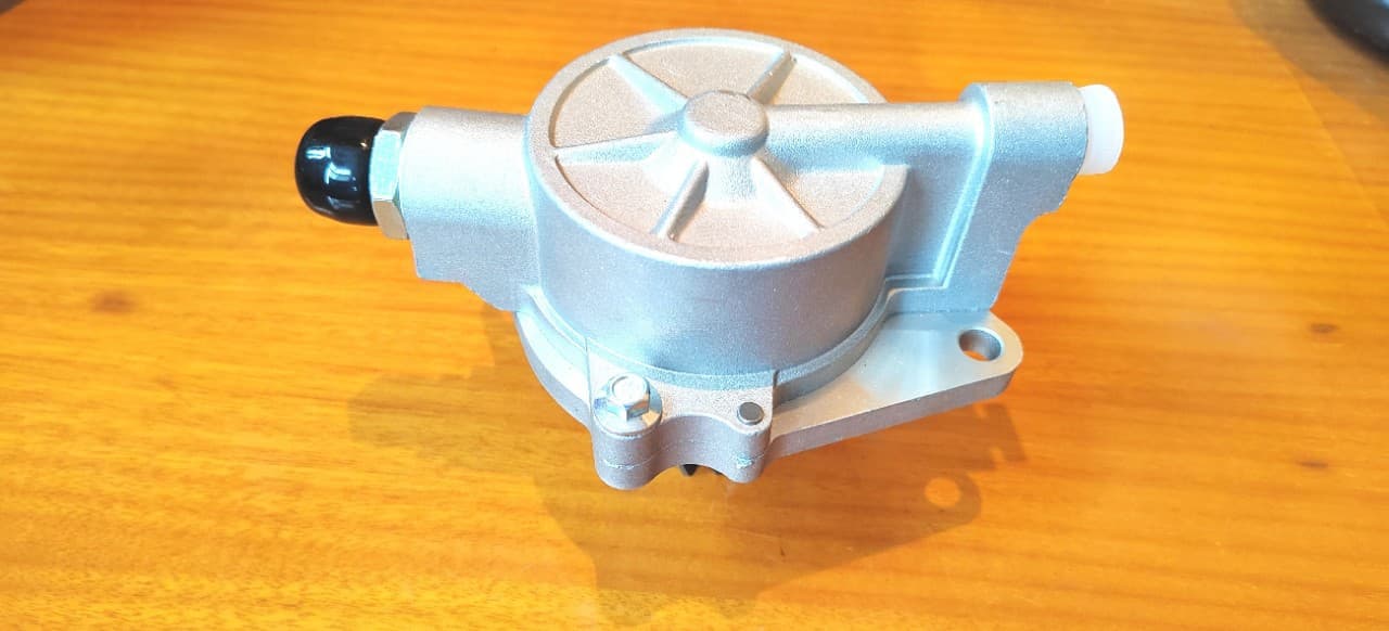 ME220745 vacuum pump