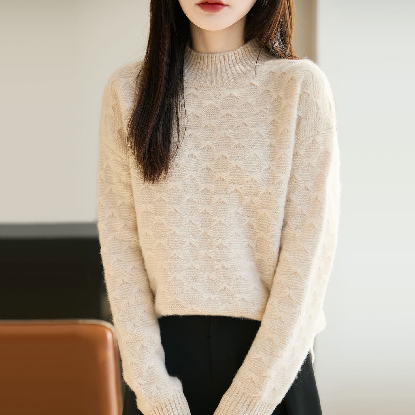 [Direct supply from the manufacturer] Solid color half turtleneck knitted short women's thickened sweater autumn and winter new bottoming shirt top