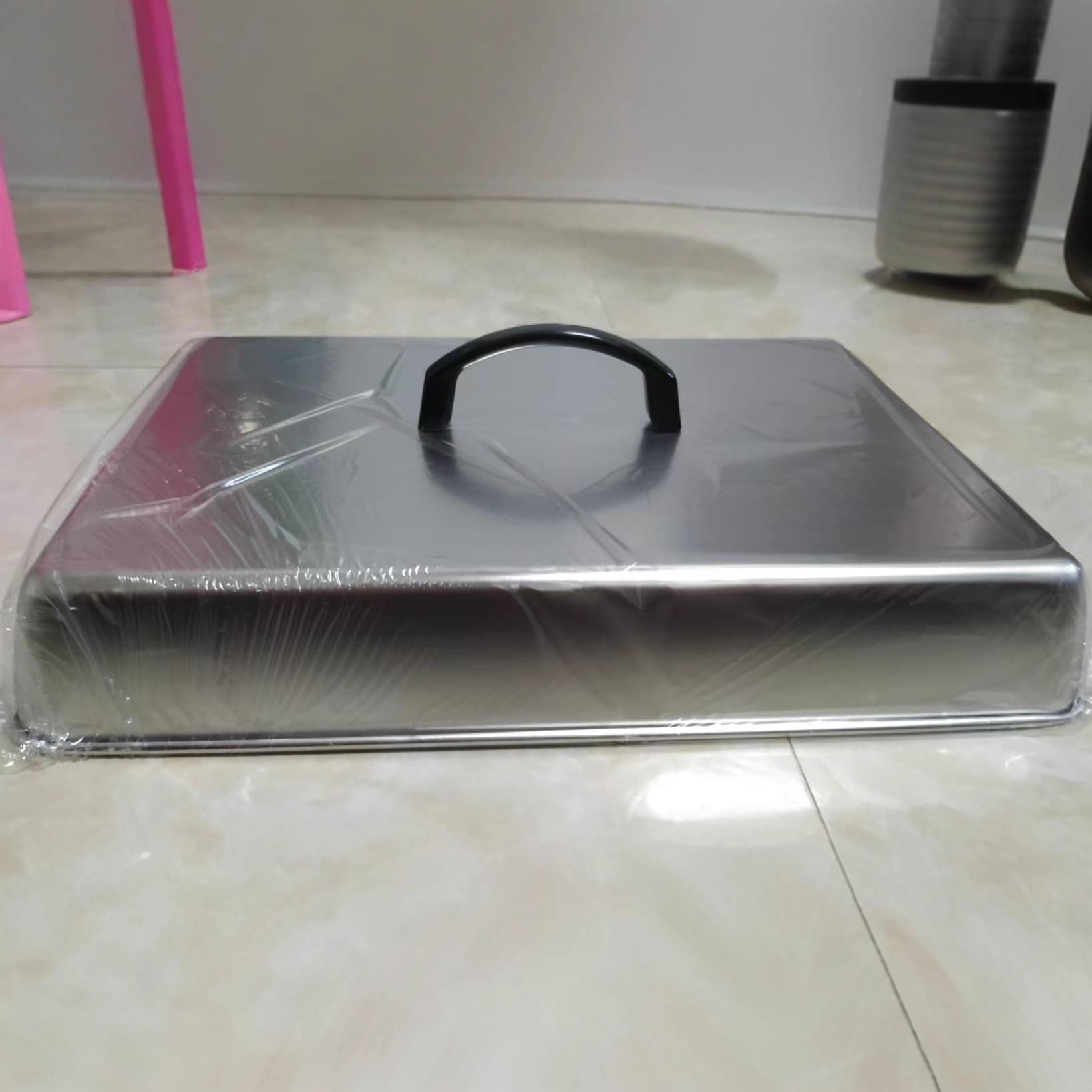 Custom Amazon Style Rectangular Pot Lid with Meat Press Barbecue Oil Shield Western Pastry Square Steak Cover