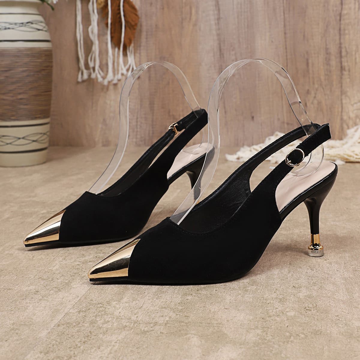 European and American Sexy Banquet Women's Shoes, Stiletto Heel, Shallow Mouth, Metal Pointed Toe, Hollow Back Strap High Heels, Large Size Sexy Single Shoes