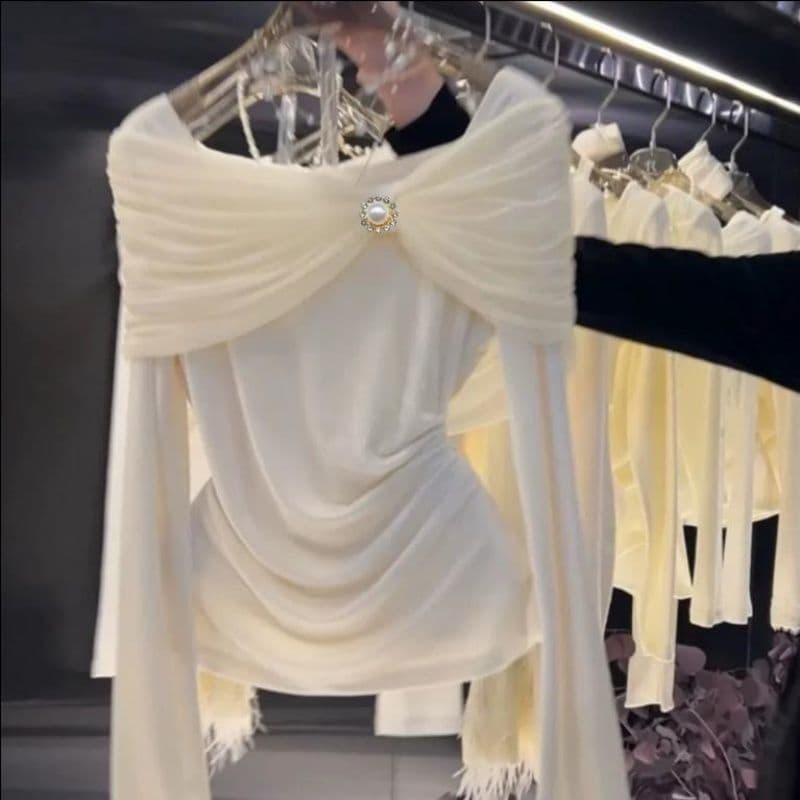 French-style One-Shoulder Long-Sleeve T-Shirt for Women, New Design with Mesh Patchwork, Slimming Waist-Hugging Top