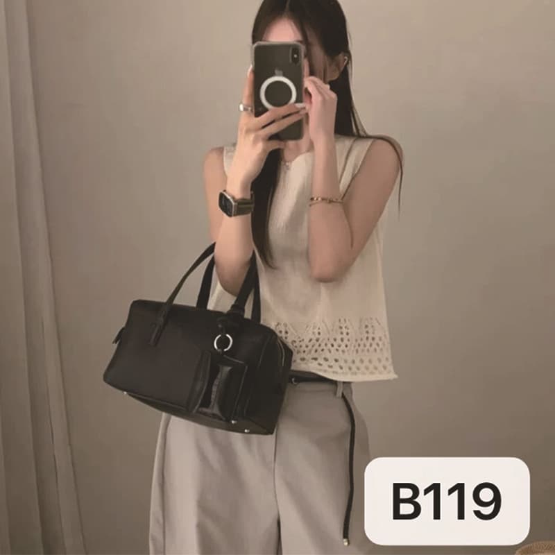 2026 Summer New Korean Style Versatile Hollow Hem Crew Neck Sleeveless Knit Top for Women Casual Blouse